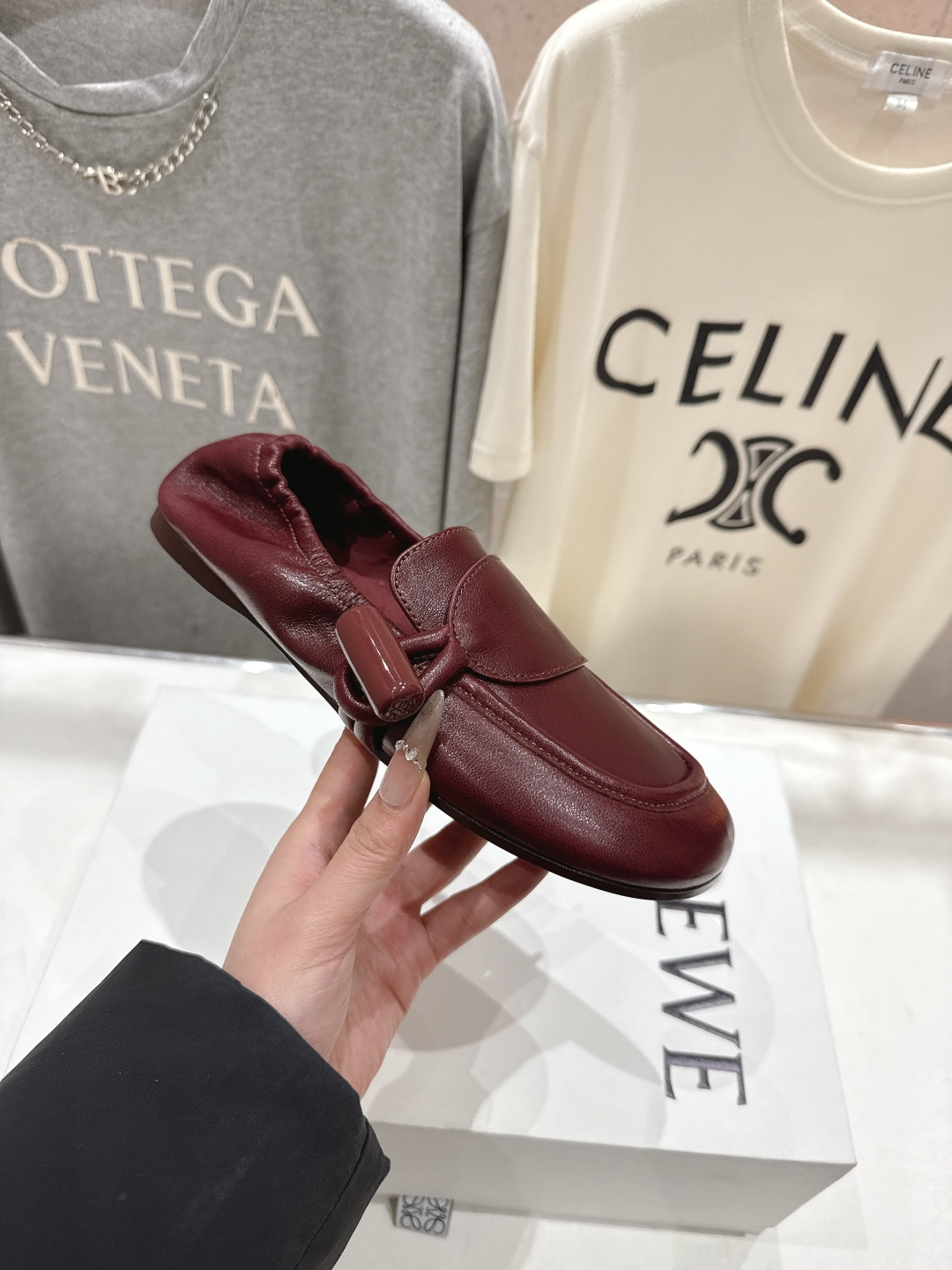 高版本出厂 LOEWE/罗意威F027 26ss春夏新款平底复古乐福鞋一脚蹬懒人鞋休闲鞋原版购入，细节把