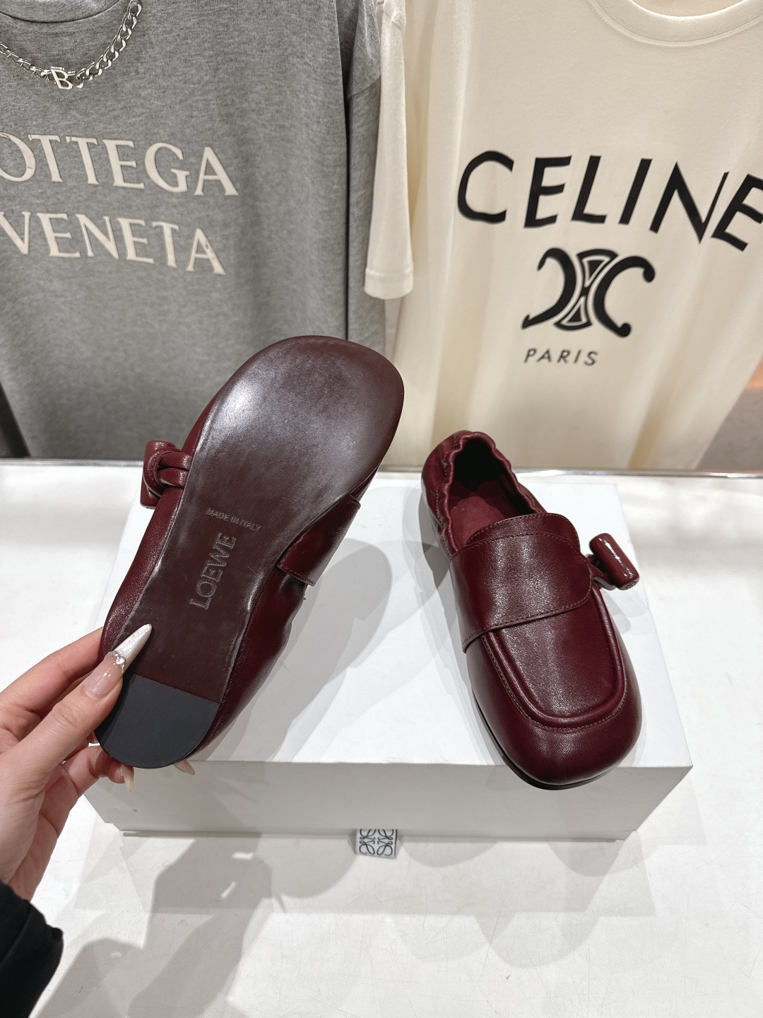 高版本出厂 LOEWE/罗意威F027 26ss春夏新款平底复古乐福鞋一脚蹬懒人鞋休闲鞋原版购入，细节把