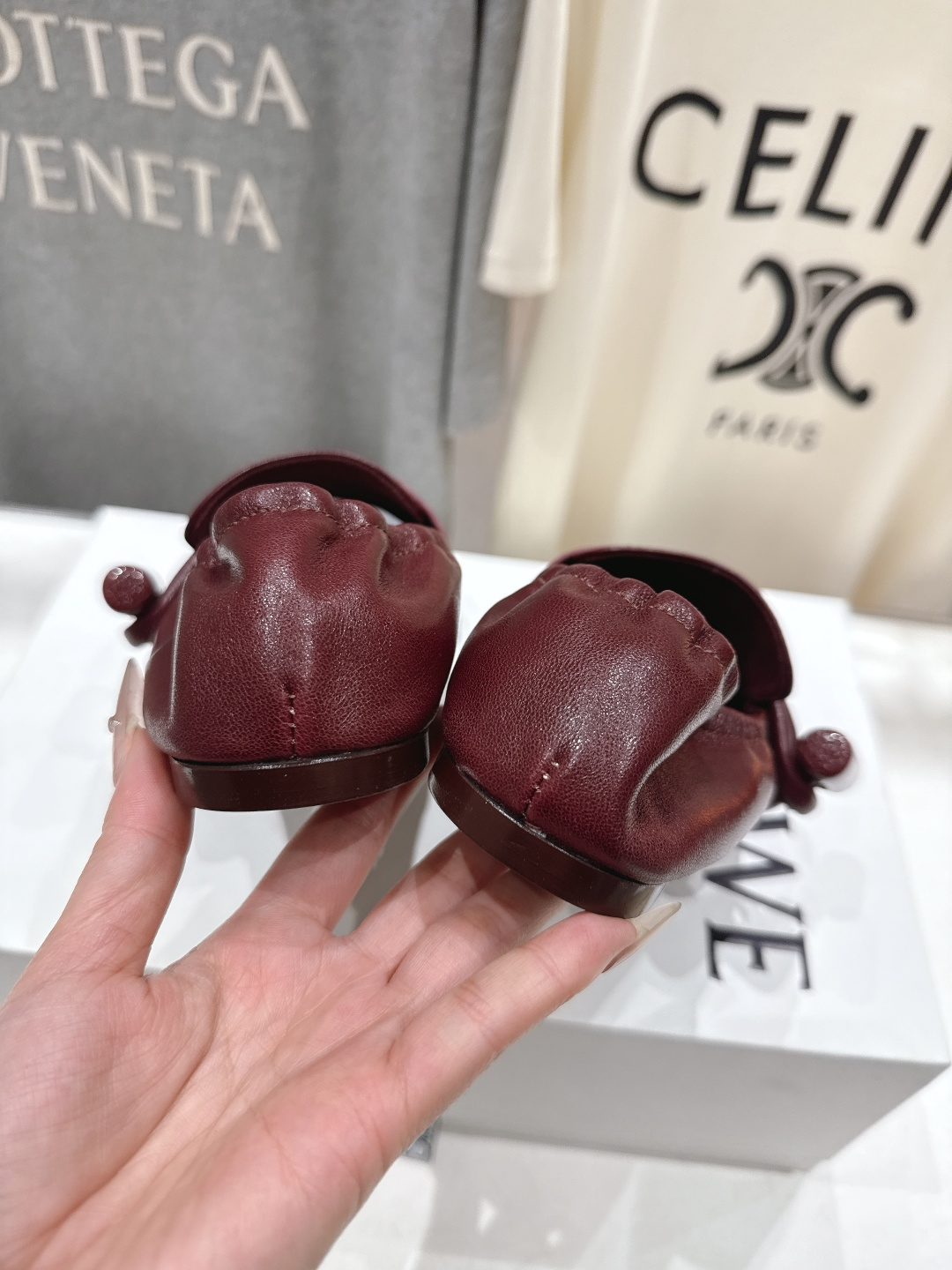 高版本出厂 LOEWE/罗意威F027 26ss春夏新款平底复古乐福鞋一脚蹬懒人鞋休闲鞋原版购入，细节把