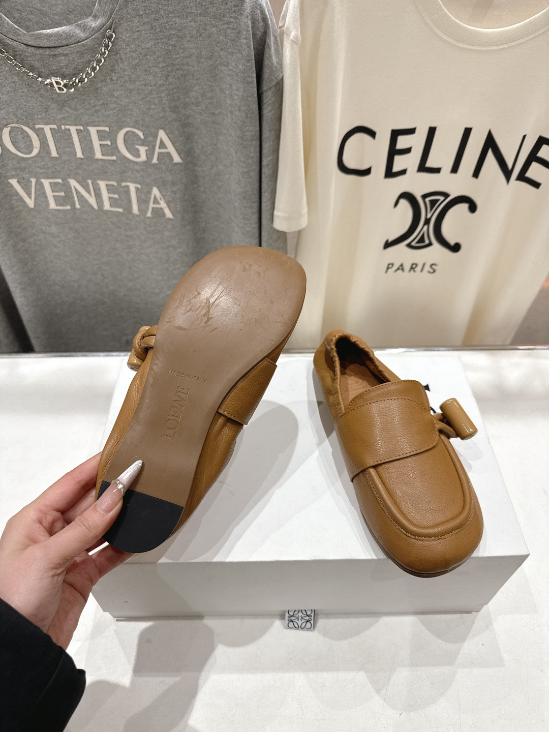 高版本出厂 LOEWE/罗意威F027 26ss春夏新款平底复古乐福鞋一脚蹬懒人鞋休闲鞋原版购入，细节把