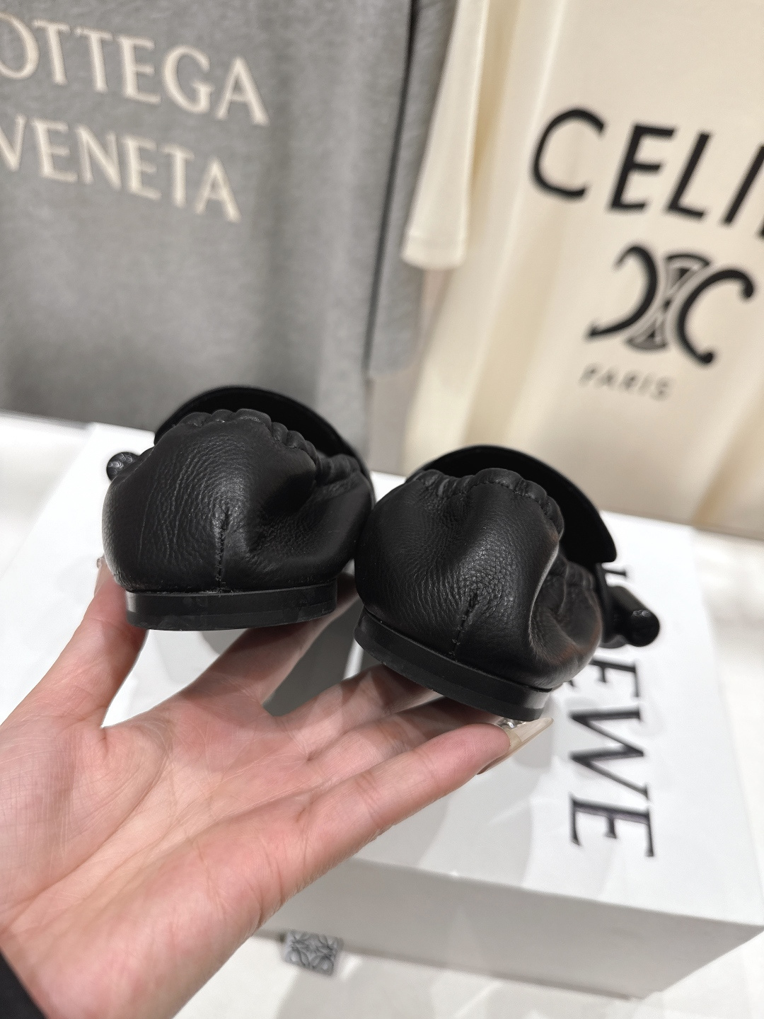 高版本出厂 LOEWE/罗意威F027 26ss春夏新款平底复古乐福鞋一脚蹬懒人鞋休闲鞋原版购入，细节把