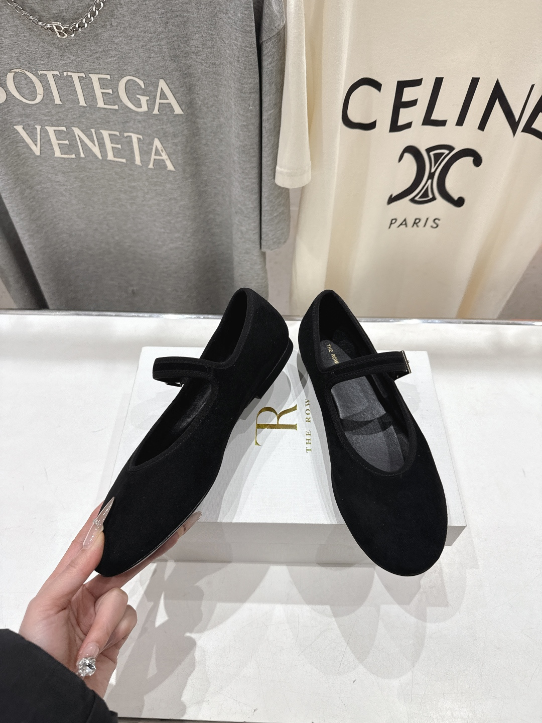 高版本出厂 the row 2026ss春夏走秀爆款平底鞋玛丽珍休闲鞋单鞋非常舒服的平底鞋，极简设计理念