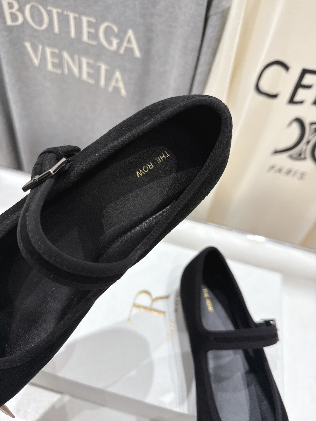 高版本出厂 the row 2026ss春夏走秀爆款平底鞋玛丽珍休闲鞋单鞋非常舒服的平底鞋，极简设计理念