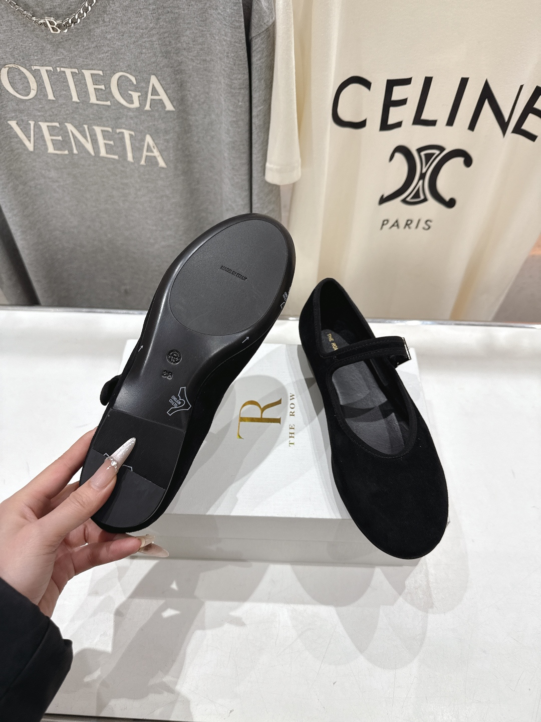 高版本出厂 the row 2026ss春夏走秀爆款平底鞋玛丽珍休闲鞋单鞋非常舒服的平底鞋，极简设计理念