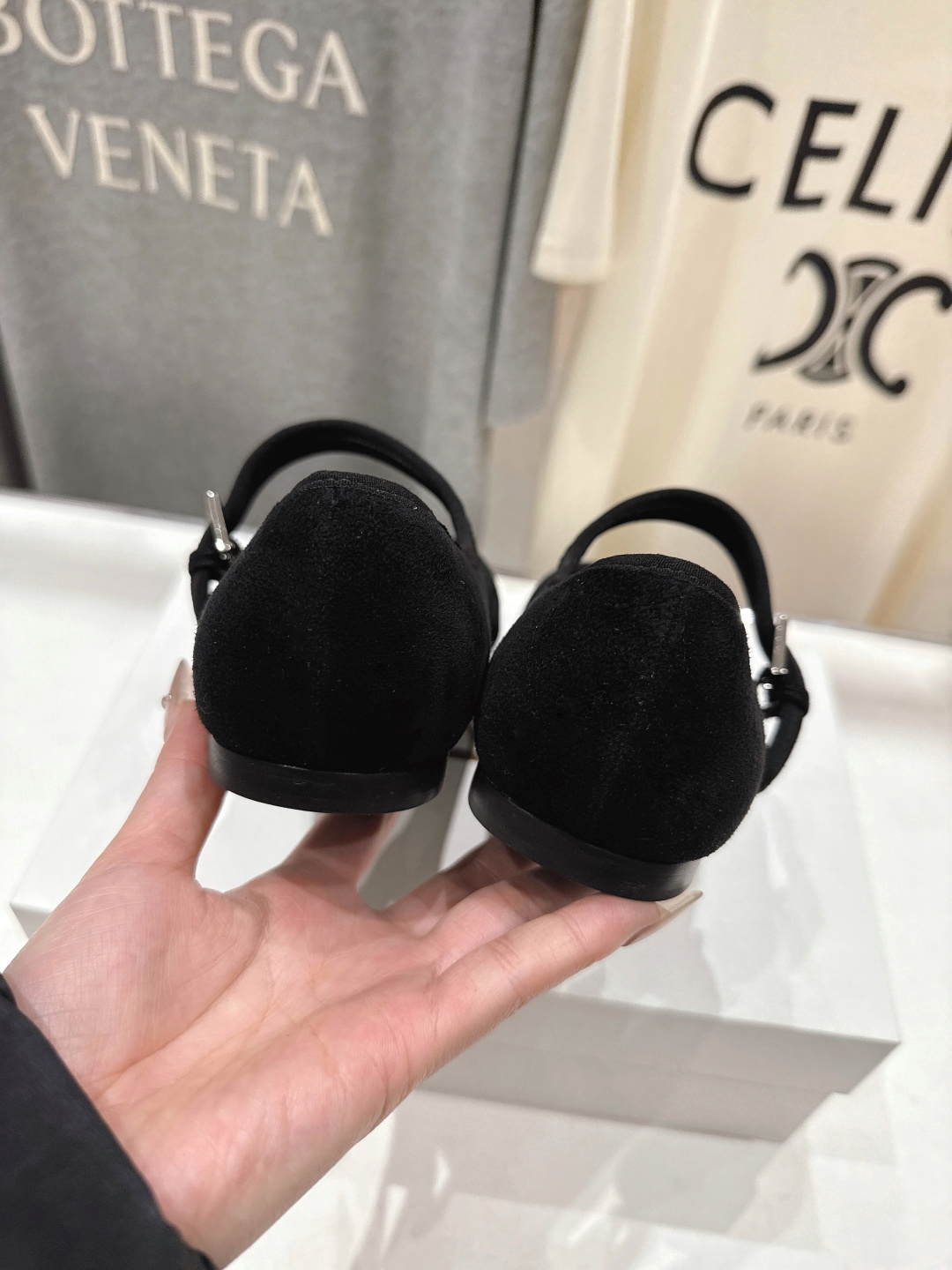 高版本出厂 the row 2026ss春夏走秀爆款平底鞋玛丽珍休闲鞋单鞋非常舒服的平底鞋，极简设计理念