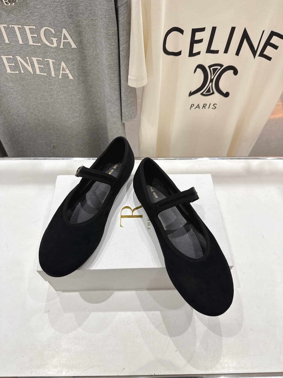 高版本出厂 the row 2026ss春夏走秀爆款平底鞋玛丽珍休闲鞋单鞋非常舒服的平底鞋，极简设计理念