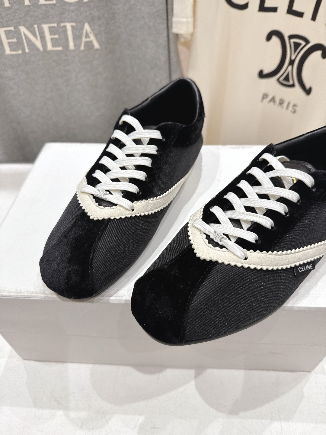 高版本出厂 Celine*思琳赛琳F035 2026ss新款系带休闲鞋德训鞋阿甘鞋小红书种草款，简单利落