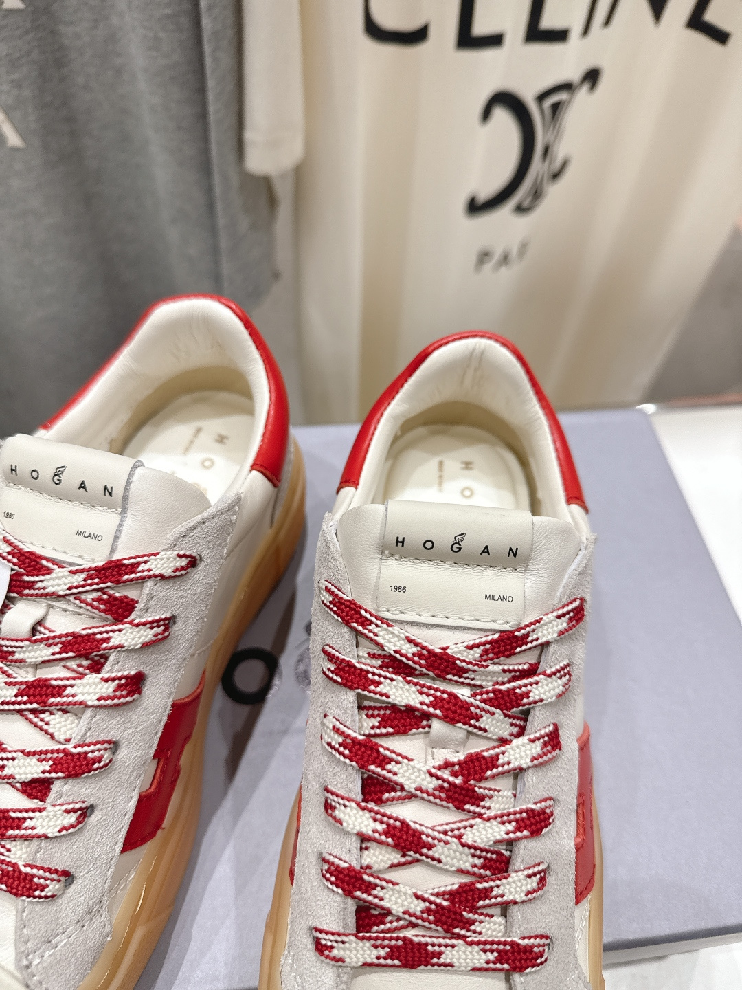 高版本出厂 HOGAN/霍根F051 2026ss新款厚底系带休闲运动鞋全新整体鞋型线条优美且具动感，将