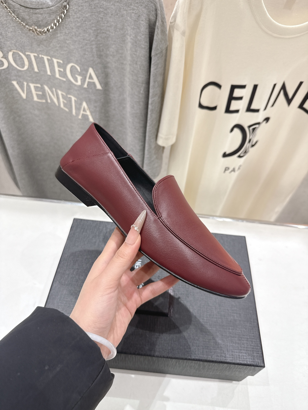 高版本出厂 SAINT LAURENT/圣罗兰YSL 26ss爆款平底玛丽珍踩跟一脚蹬乐福鞋，2026全