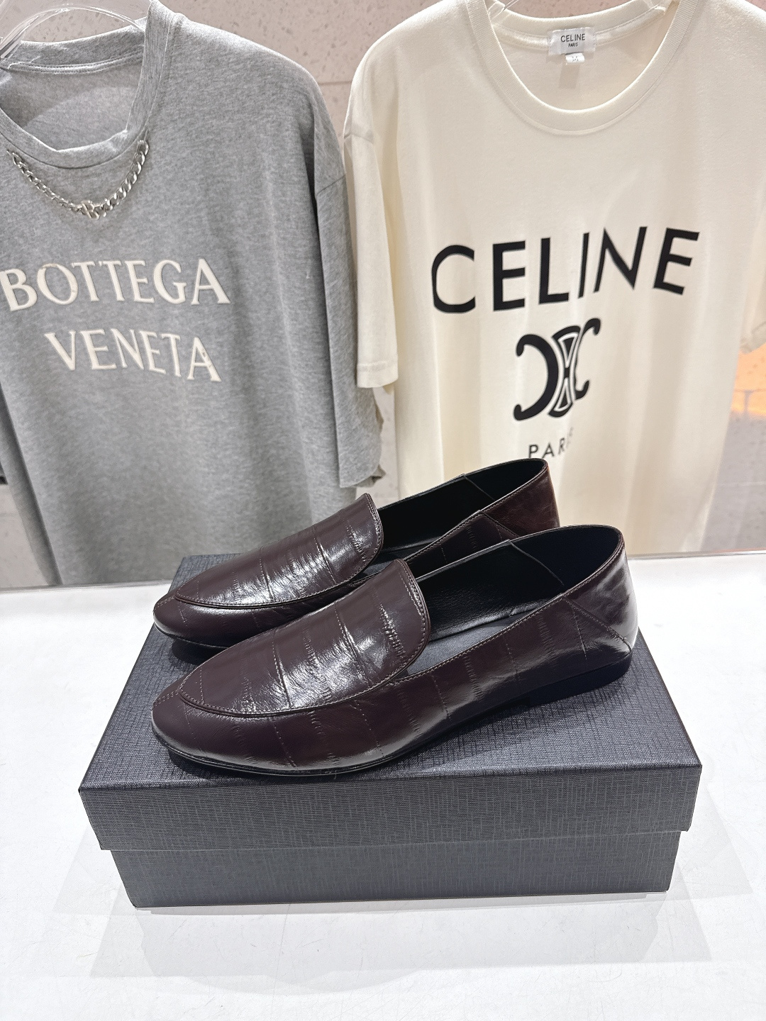 高版本出厂 SAINT LAURENT/圣罗兰YSL 26ss爆款平底玛丽珍踩跟一脚蹬乐福鞋，2026全