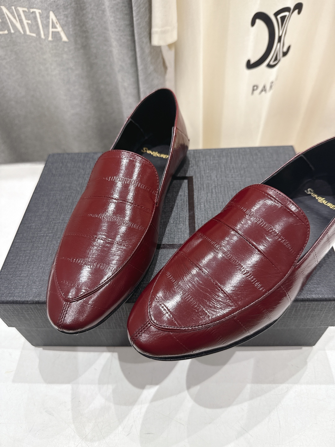 高版本出厂 SAINT LAURENT/圣罗兰YSL 26ss爆款平底玛丽珍踩跟一脚蹬乐福鞋，2026全