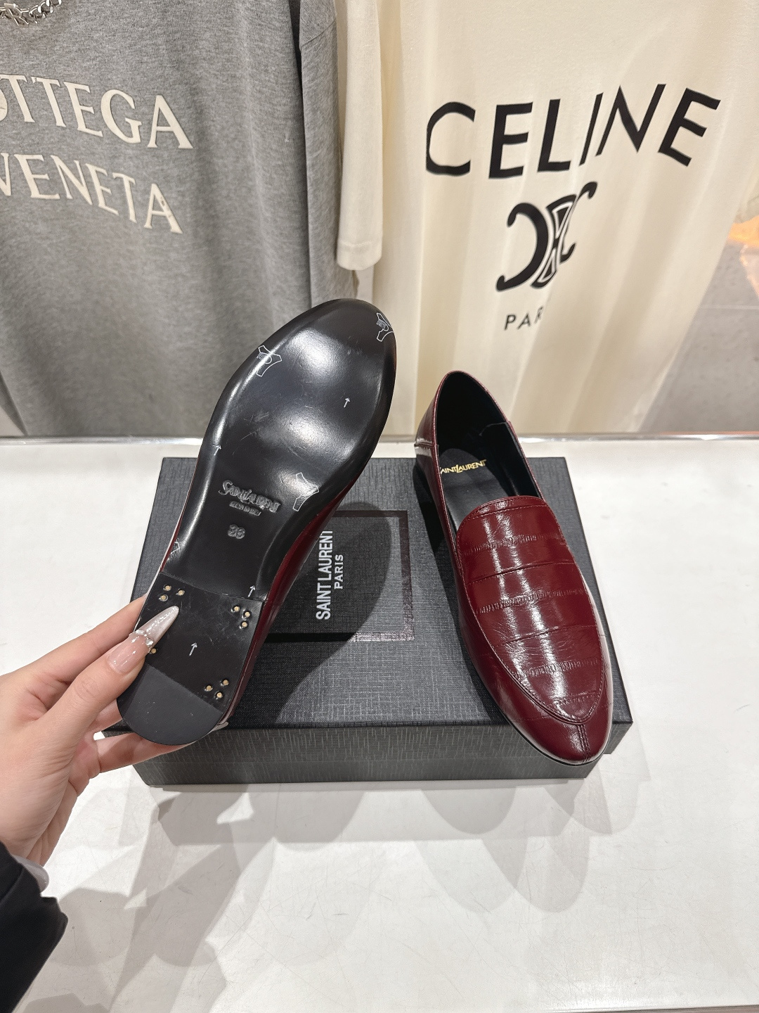 高版本出厂 SAINT LAURENT/圣罗兰YSL 26ss爆款平底玛丽珍踩跟一脚蹬乐福鞋，2026全