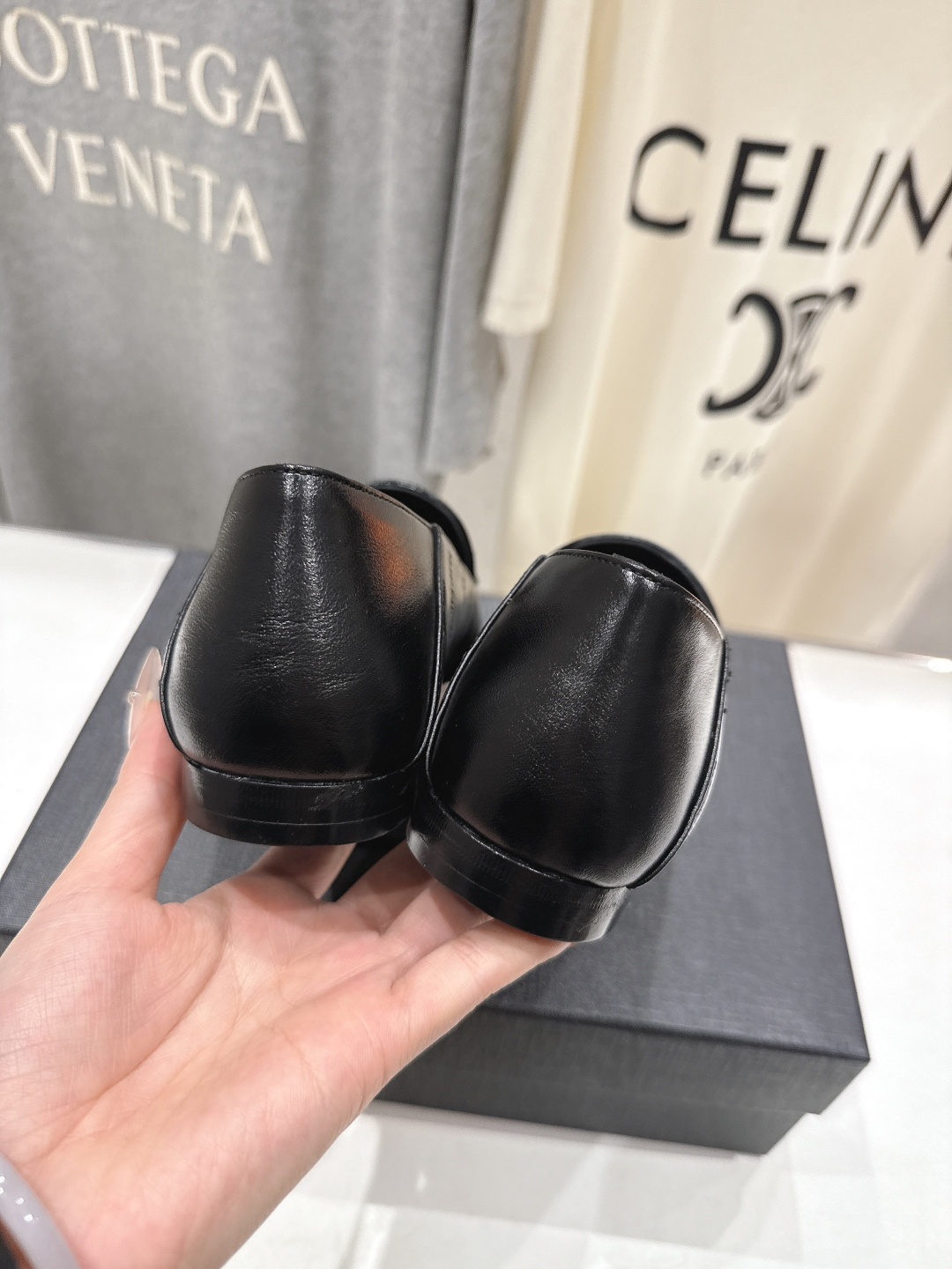 高版本出厂 SAINT LAURENT/圣罗兰YSL 26ss爆款平底玛丽珍踩跟一脚蹬乐福鞋，2026全