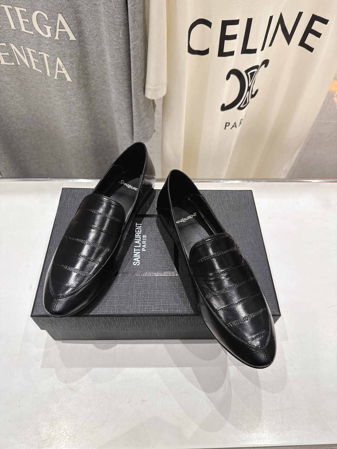 高版本出厂 SAINT LAURENT/圣罗兰YSL 26ss爆款平底玛丽珍踩跟一脚蹬乐福鞋，2026全