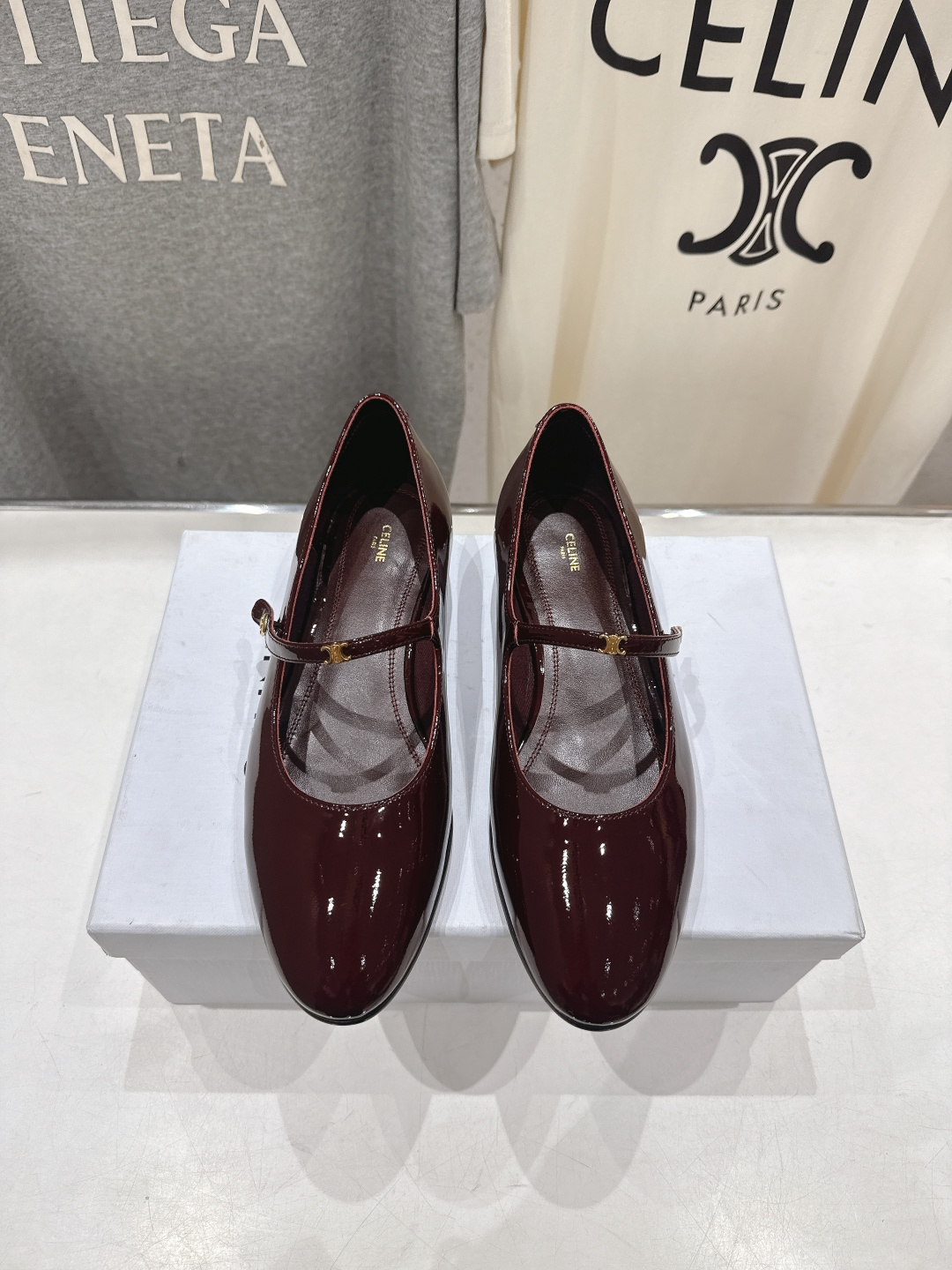 高版本出厂 CELINE*赛琳F032 2026ss思琳新款玛丽珍平底鞋乐福鞋单鞋网红爆款来袭！各大网红