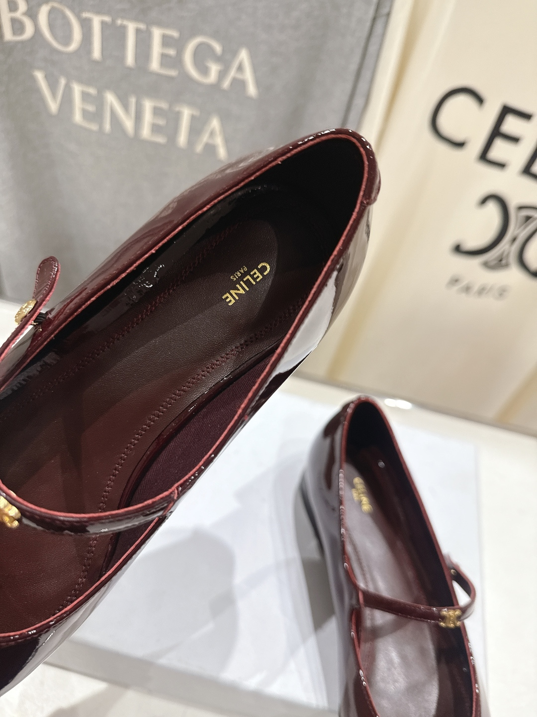 高版本出厂 CELINE*赛琳F032 2026ss思琳新款玛丽珍平底鞋乐福鞋单鞋网红爆款来袭！各大网红