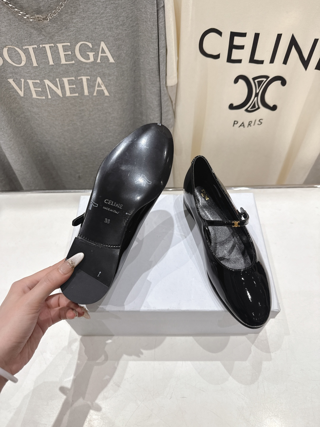 高版本出厂 CELINE*赛琳F032 2026ss思琳新款玛丽珍平底鞋乐福鞋单鞋网红爆款来袭！各大网红