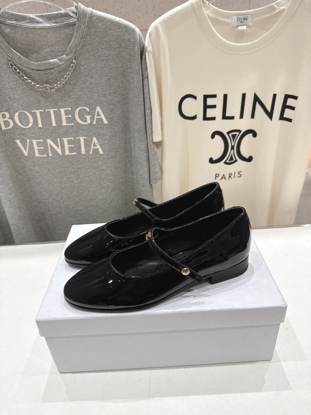 高版本出厂 CELINE*赛琳F032 2026ss思琳新款玛丽珍平底鞋乐福鞋单鞋网红爆款来袭！各大网红
