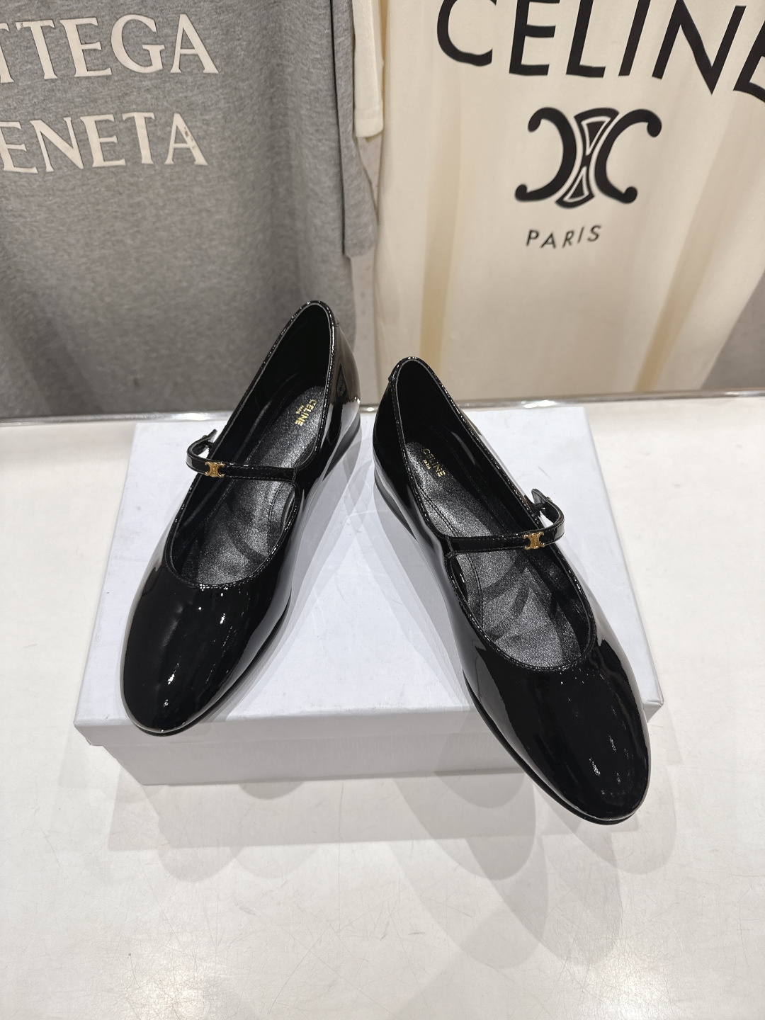 高版本出厂 CELINE*赛琳F032 2026ss思琳新款玛丽珍平底鞋乐福鞋单鞋网红爆款来袭！各大网红