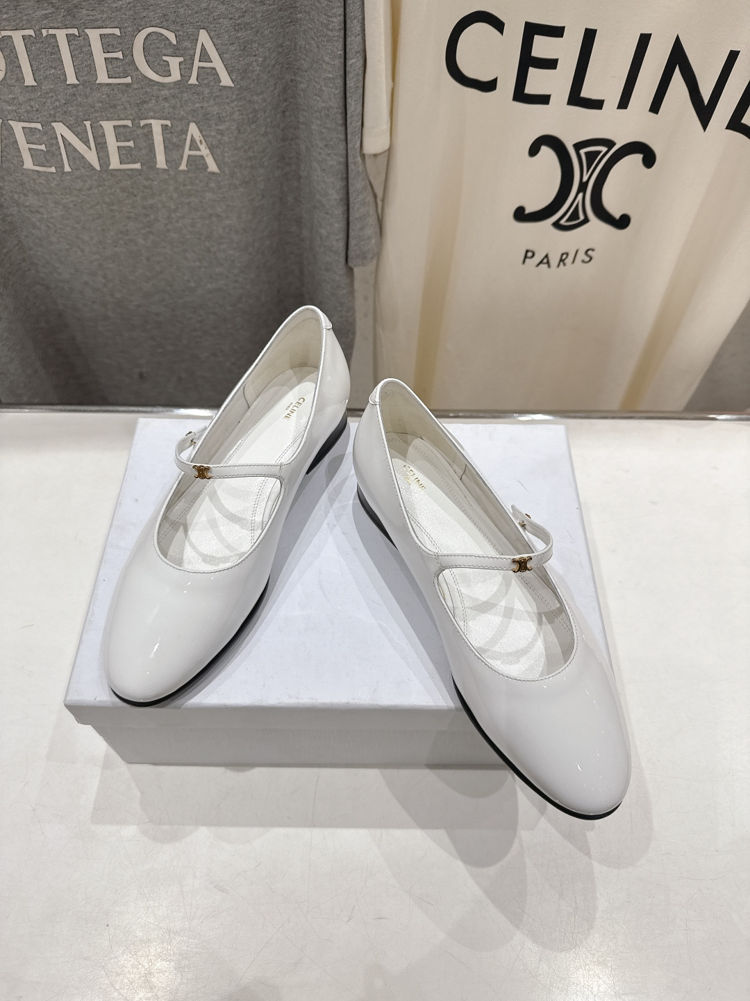 高版本出厂 CELINE*赛琳F032 2026ss思琳新款玛丽珍平底鞋乐福鞋单鞋网红爆款来袭！各大网红