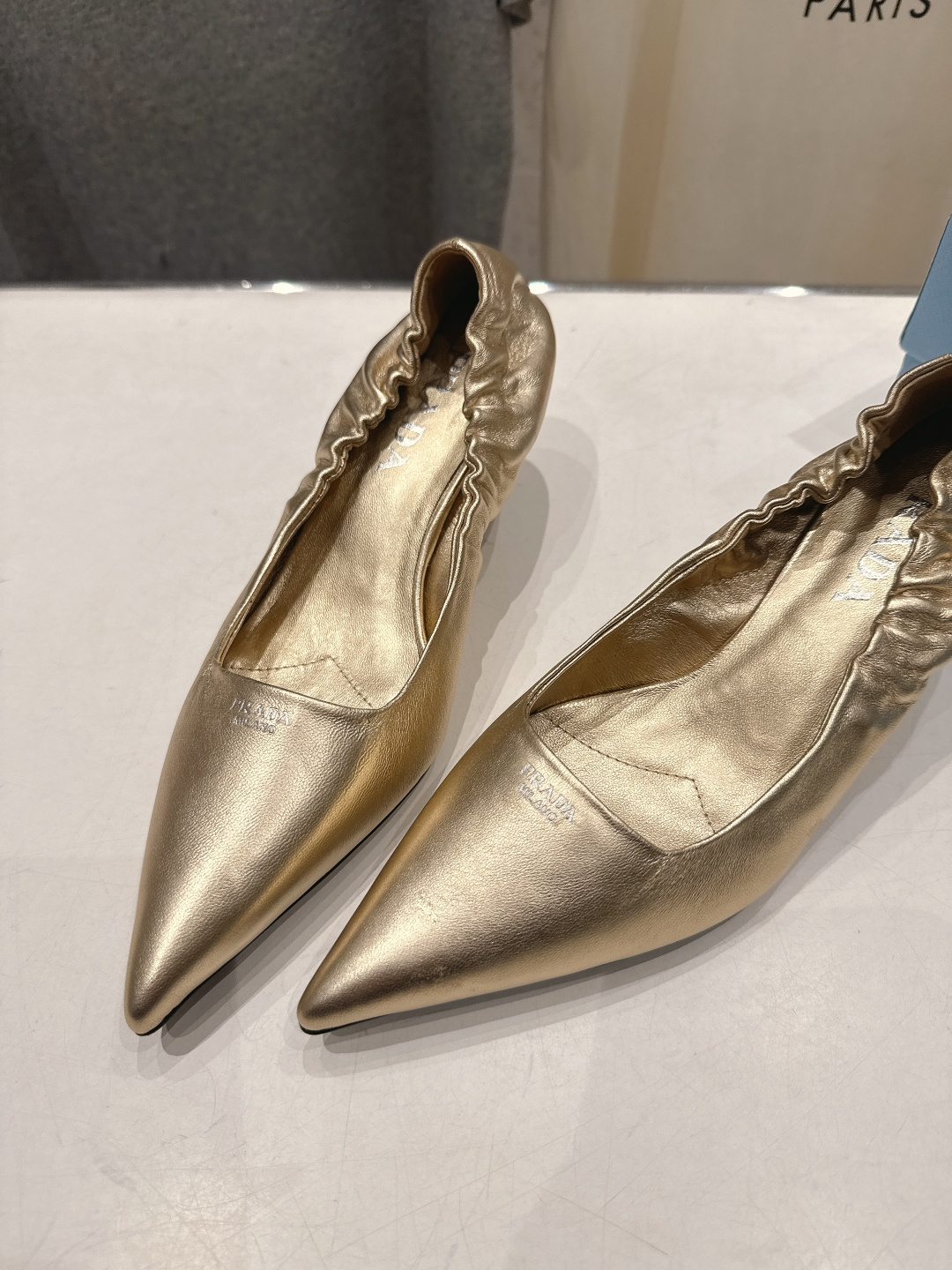 高版本出厂 PRADA* 普拉达F025 26ss春夏新品玛丽珍仙女风尖头高跟鞋单鞋时装鞋原版购入1:1