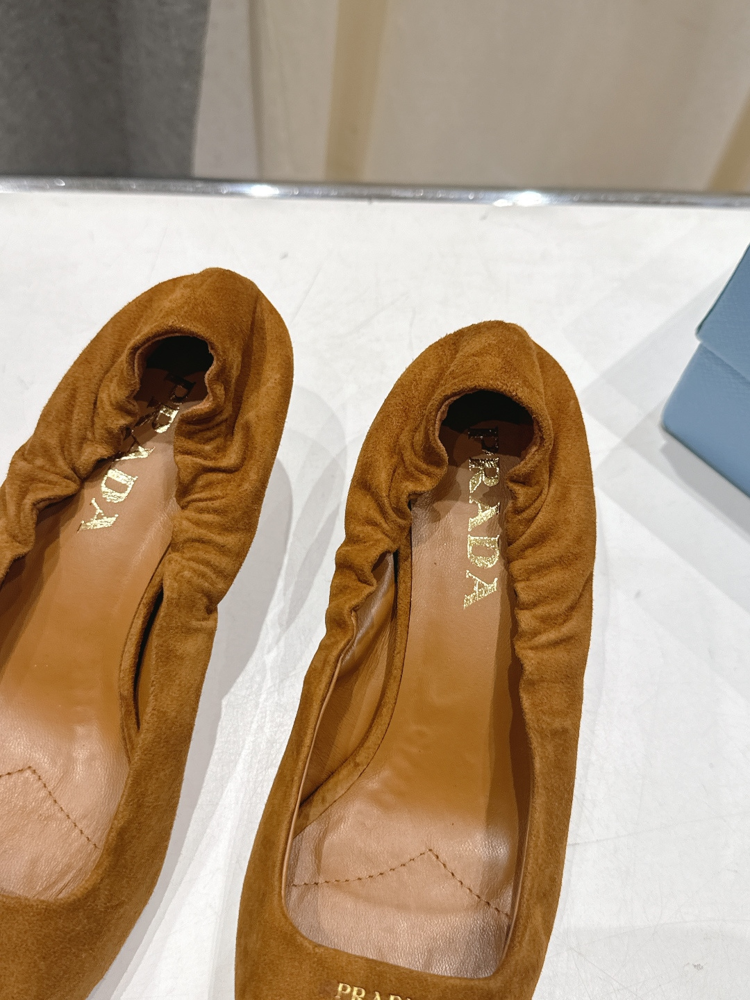 高版本出厂 PRADA* 普拉达F025 26ss春夏新品玛丽珍仙女风尖头高跟鞋单鞋时装鞋原版购入1:1