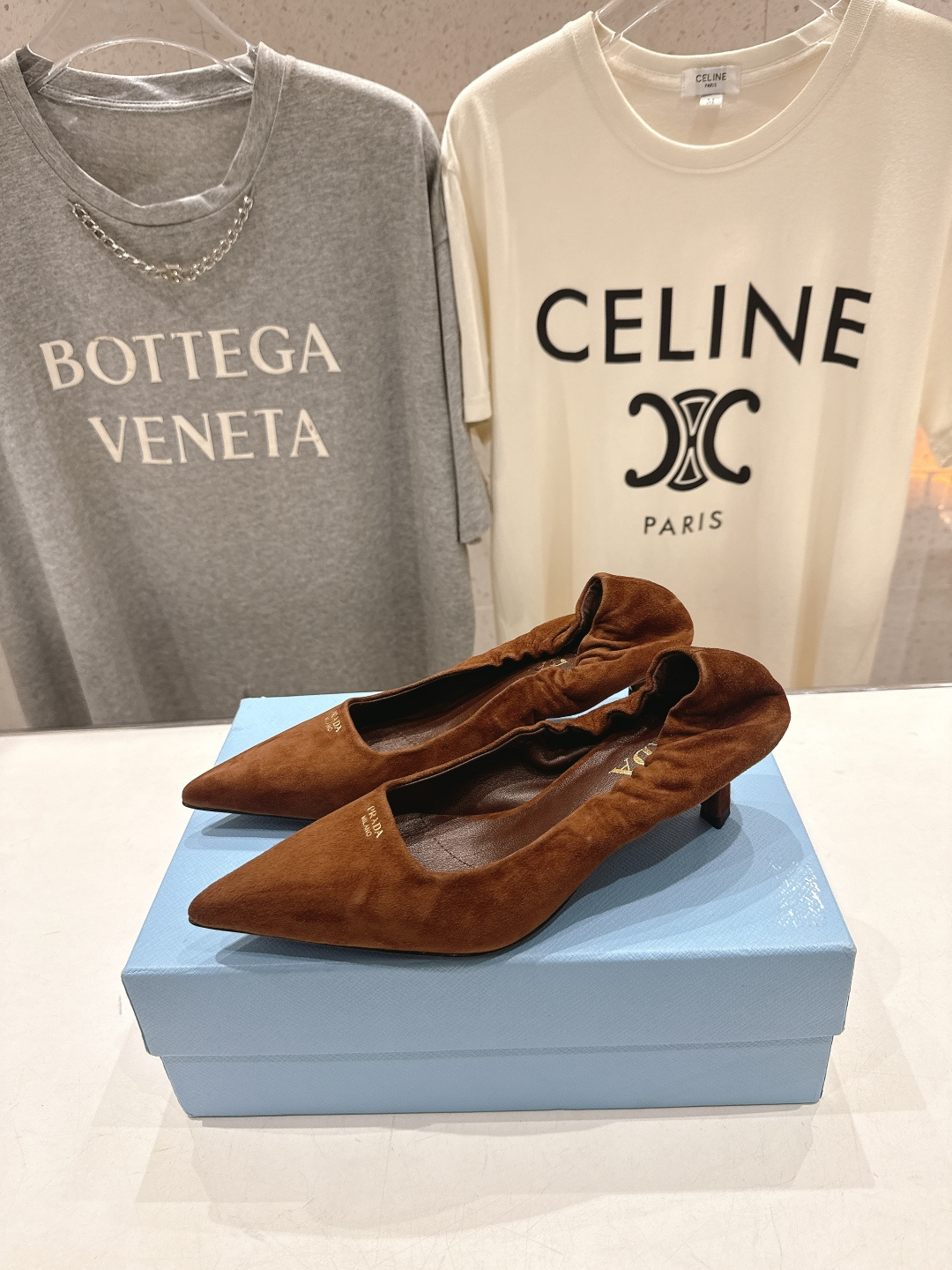 高版本出厂 PRADA* 普拉达F025 26ss春夏新品玛丽珍仙女风尖头高跟鞋单鞋时装鞋原版购入1:1