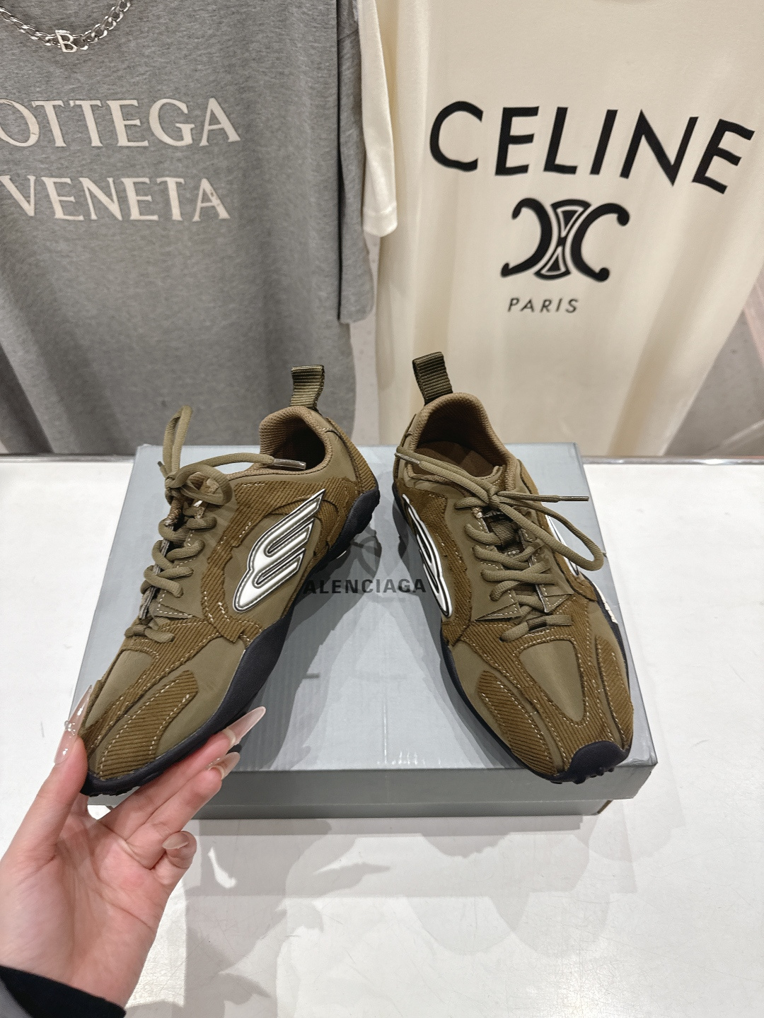 高版本出厂Balenciaga/巴黎世家 F046 26ss官方同步新款Monday Ultra 做旧压