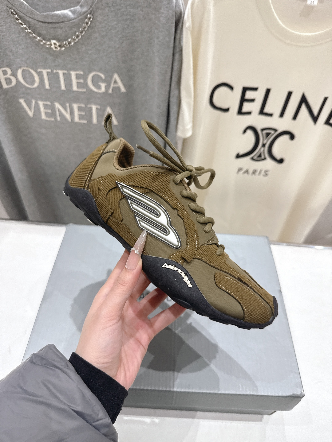 高版本出厂Balenciaga/巴黎世家 F046 26ss官方同步新款Monday Ultra 做旧压