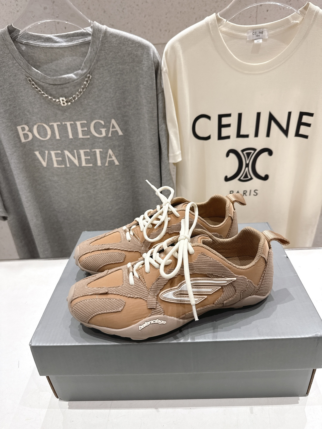 高版本出厂Balenciaga/巴黎世家 F046 26ss官方同步新款Monday Ultra 做旧压