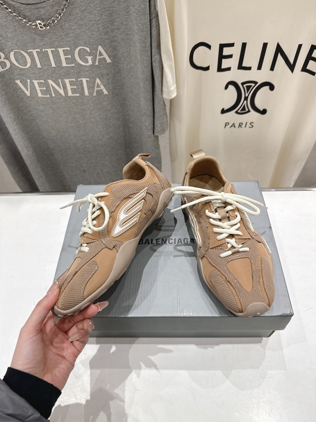 高版本出厂Balenciaga/巴黎世家 F046 26ss官方同步新款Monday Ultra 做旧压