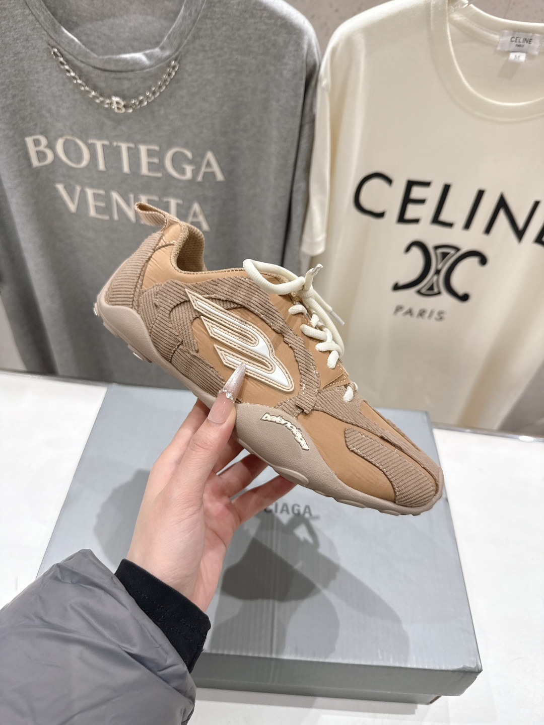 高版本出厂Balenciaga/巴黎世家 F046 26ss官方同步新款Monday Ultra 做旧压