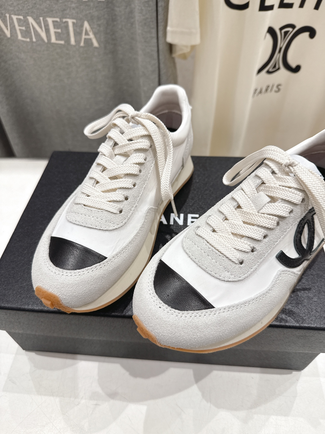 高版本出厂 Chanel香奈儿F022 小香 2026ss走秀新款系带熊猫鞋休闲鞋运动鞋 饼干鞋顶级版本