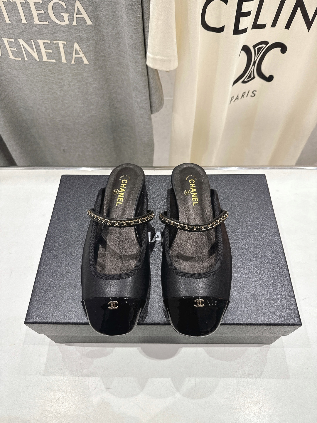 高版本出厂 CHANEL｜小香F013 2026/𝐒𝐒 𝐧𝐞𝐰春夏新品平底半包真皮拖鞋乐福鞋这一季的拖鞋