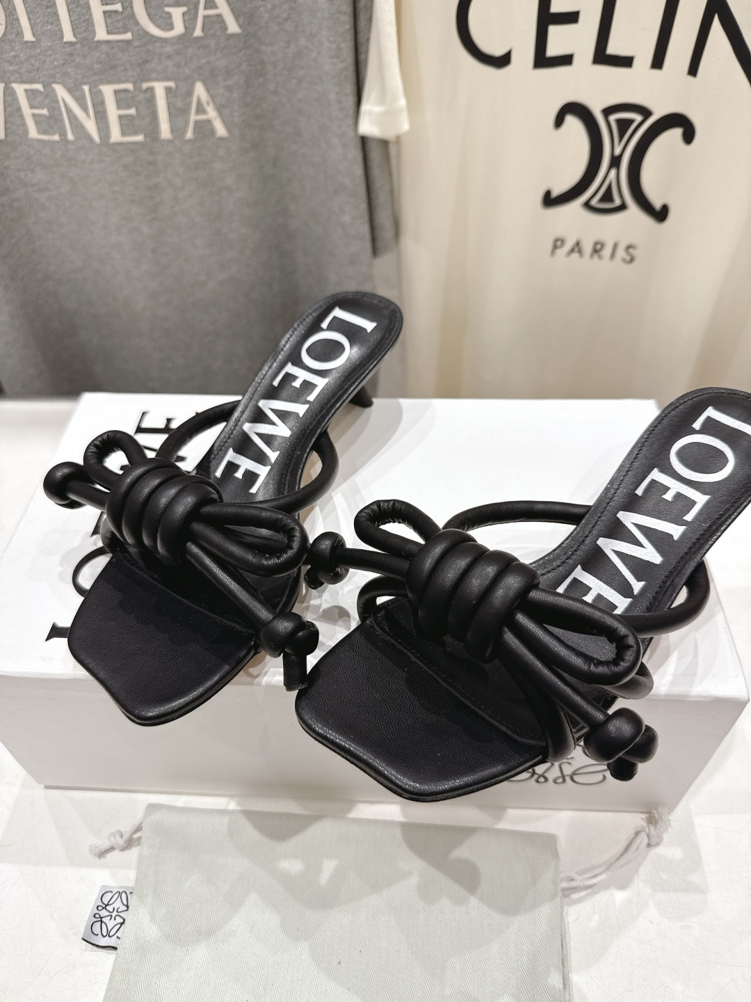 高版本出厂 LOEWE/罗意威2026ss/F036 新品复古风小高跟沙滩拖鞋～小红书、外网火爆款最近大