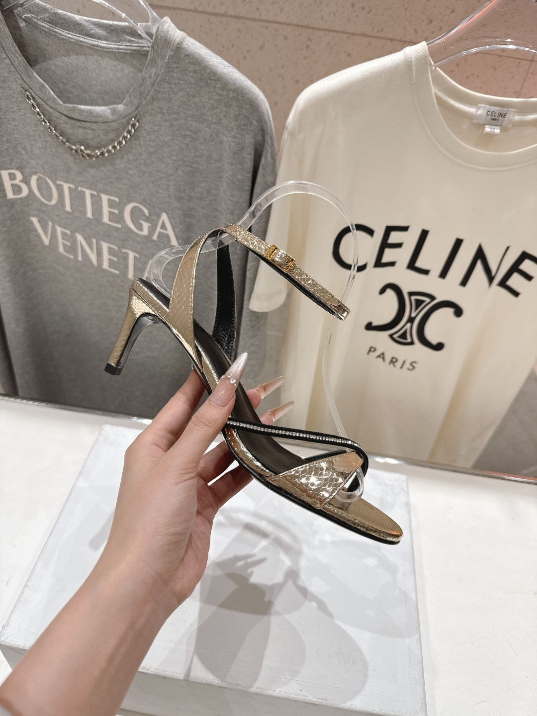 高版本出厂 Celine～赛琳F052 2026ss思琳夏季最新爆款高跟凉鞋时装鞋夏季搭配佳品，简直绝绝