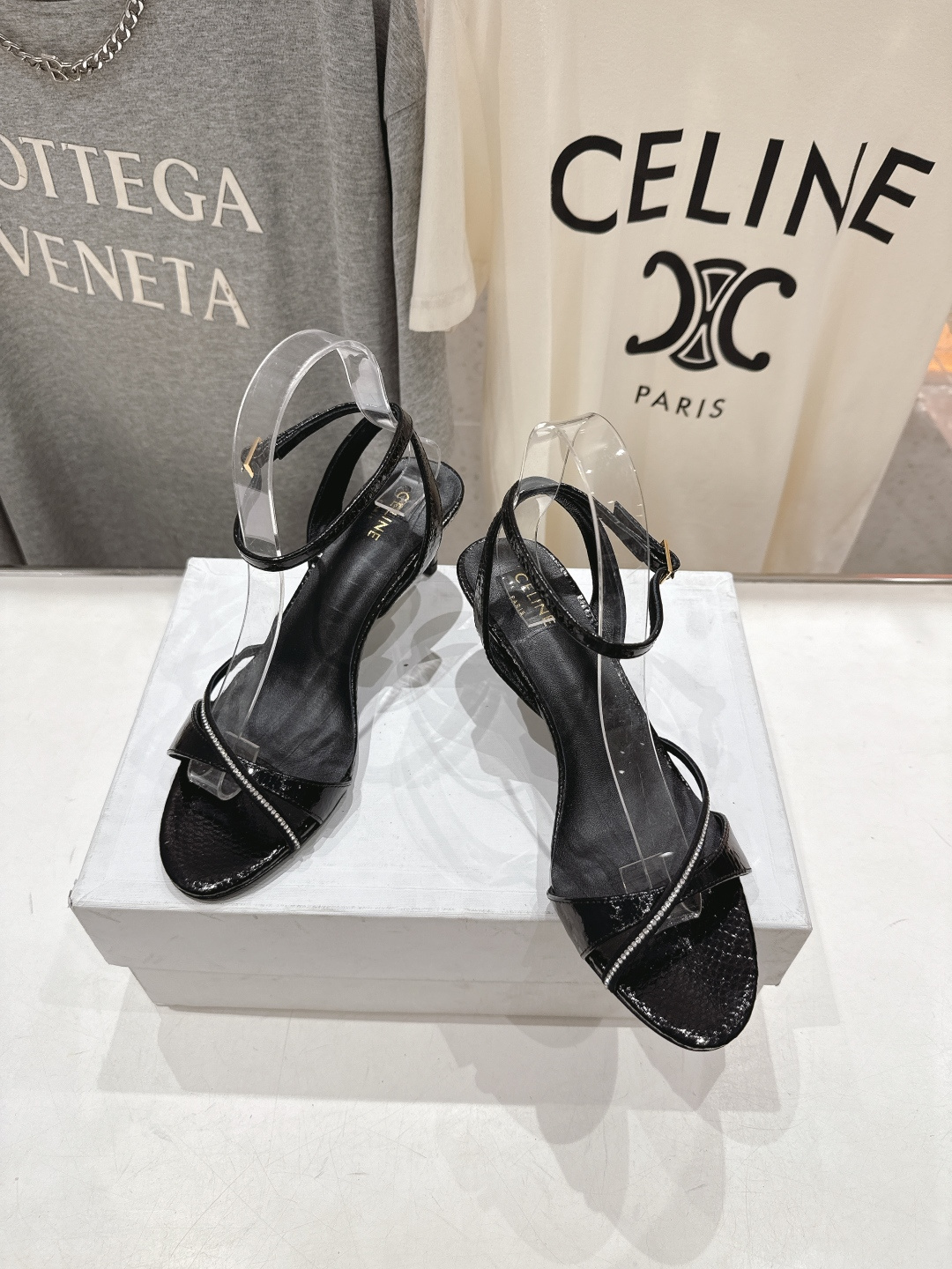 高版本出厂 Celine～赛琳F052 2026ss思琳夏季最新爆款高跟凉鞋时装鞋夏季搭配佳品，简直绝绝