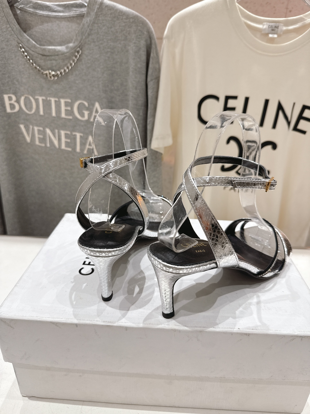 高版本出厂 Celine～赛琳F052 2026ss思琳夏季最新爆款高跟凉鞋时装鞋夏季搭配佳品，简直绝绝