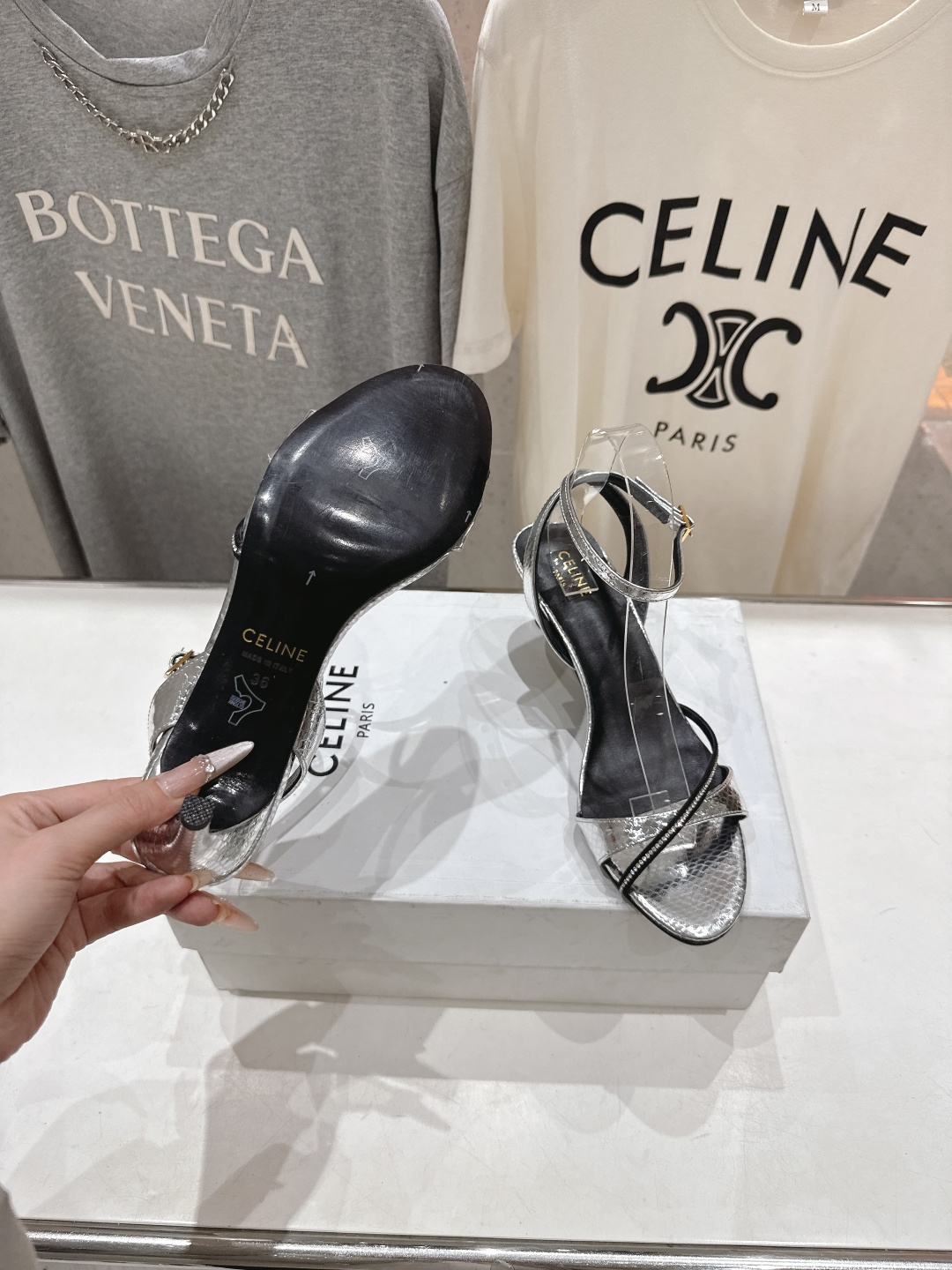 高版本出厂 Celine～赛琳F052 2026ss思琳夏季最新爆款高跟凉鞋时装鞋夏季搭配佳品，简直绝绝