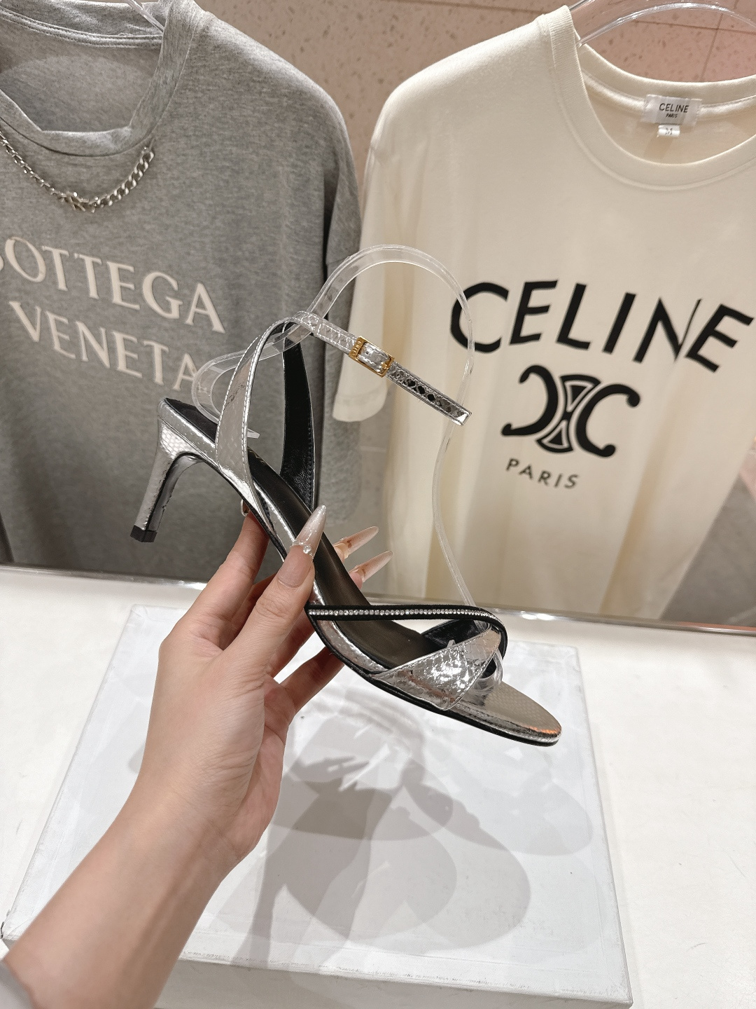 高版本出厂 Celine～赛琳F052 2026ss思琳夏季最新爆款高跟凉鞋时装鞋夏季搭配佳品，简直绝绝