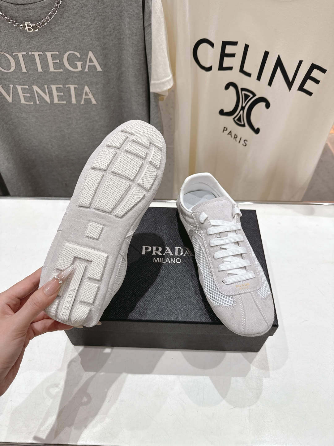 高版本出厂 Prada/普拉达P家26ssF029～new新款系带休闲运动鞋，上脚非常舒服软胶底素有踩云