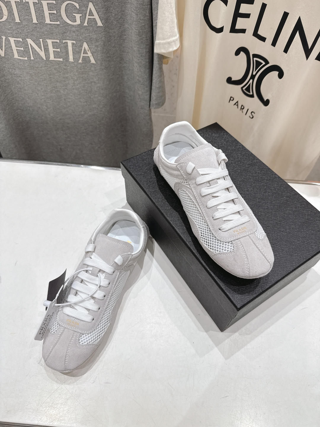 高版本出厂 Prada/普拉达P家26ssF029～new新款系带休闲运动鞋，上脚非常舒服软胶底素有踩云