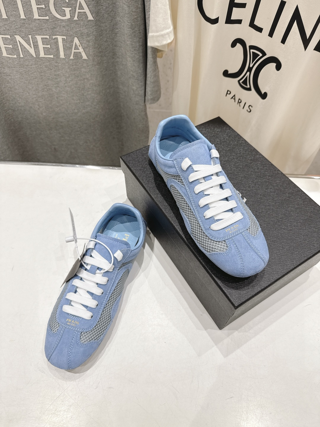 高版本出厂 Prada/普拉达P家26ssF029～new新款系带休闲运动鞋，上脚非常舒服软胶底素有踩云