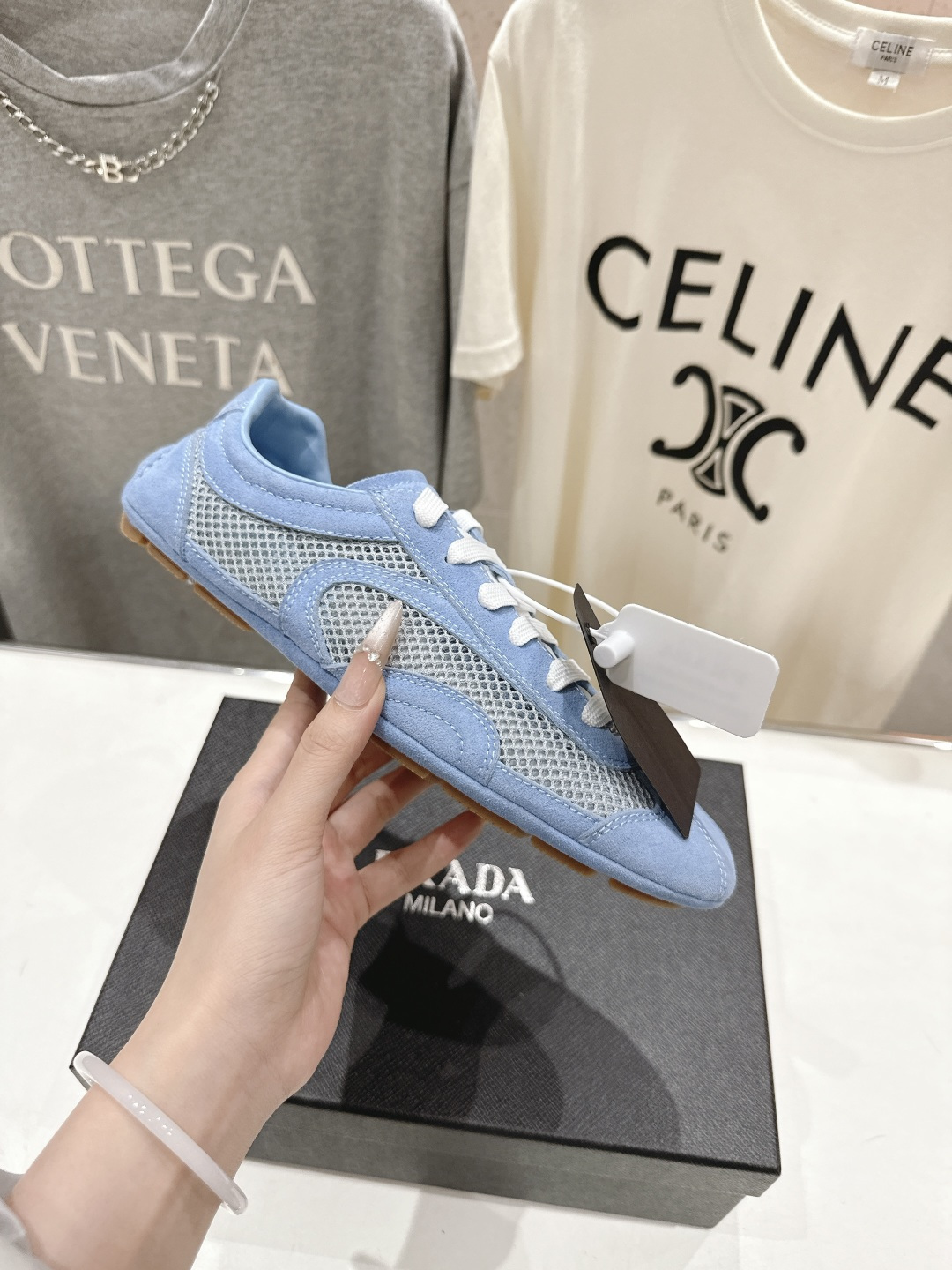 高版本出厂 Prada/普拉达P家26ssF029～new新款系带休闲运动鞋，上脚非常舒服软胶底素有踩云