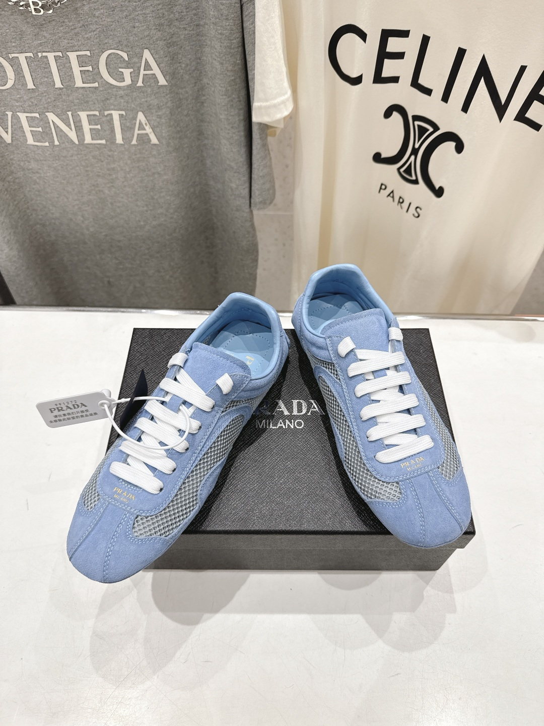 高版本出厂 Prada/普拉达P家26ssF029～new新款系带休闲运动鞋，上脚非常舒服软胶底素有踩云