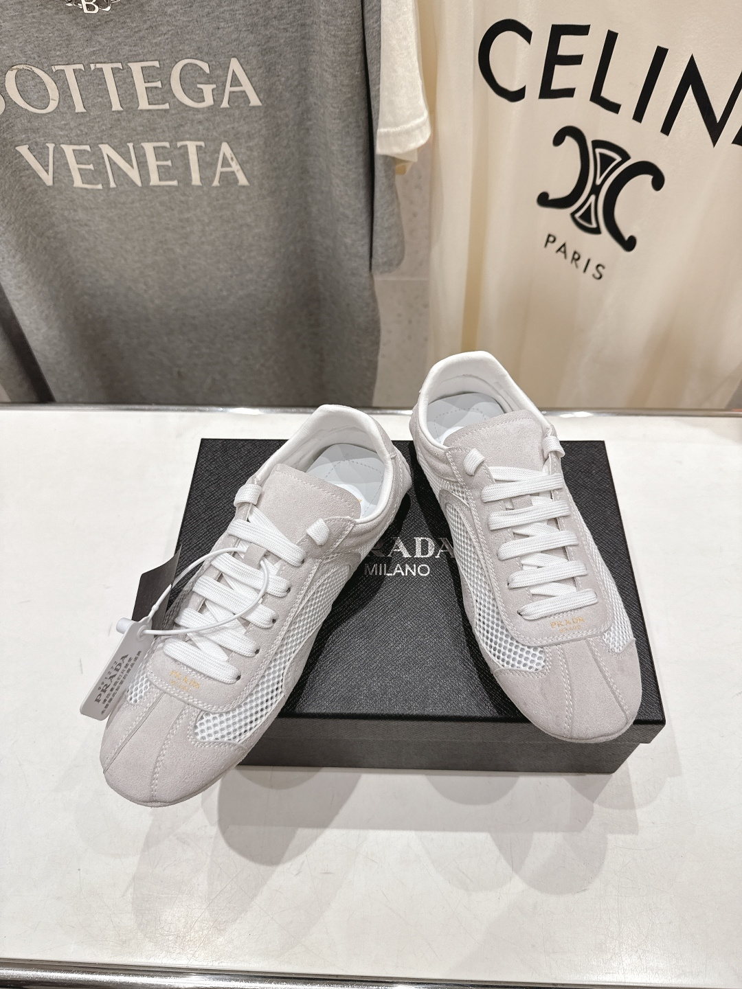 高版本出厂 Prada/普拉达P家26ssF029～new新款系带休闲运动鞋，上脚非常舒服软胶底素有踩云