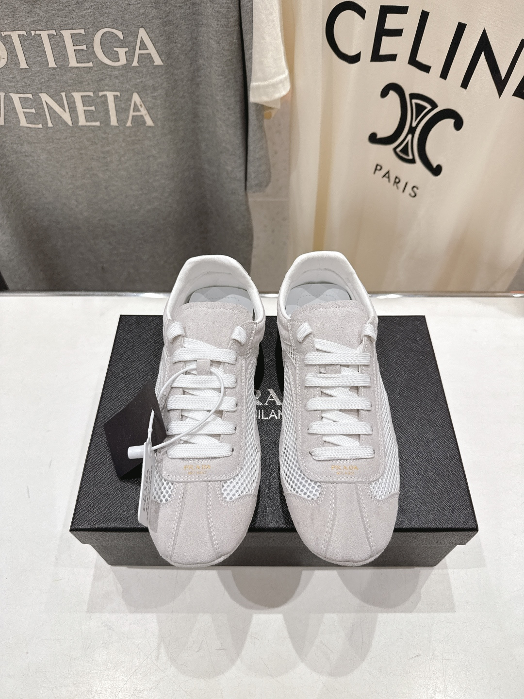 高版本出厂 Prada/普拉达P家26ssF029～new新款系带休闲运动鞋，上脚非常舒服软胶底素有踩云