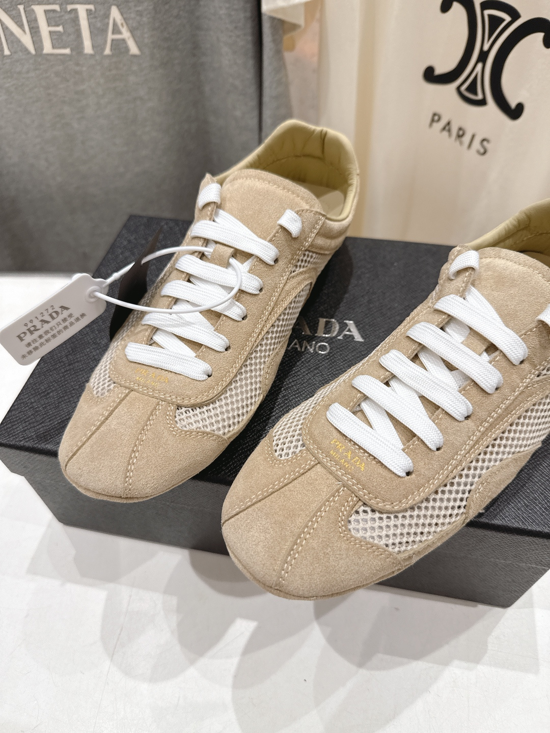 高版本出厂 Prada/普拉达P家26ssF029～new新款系带休闲运动鞋，上脚非常舒服软胶底素有踩云