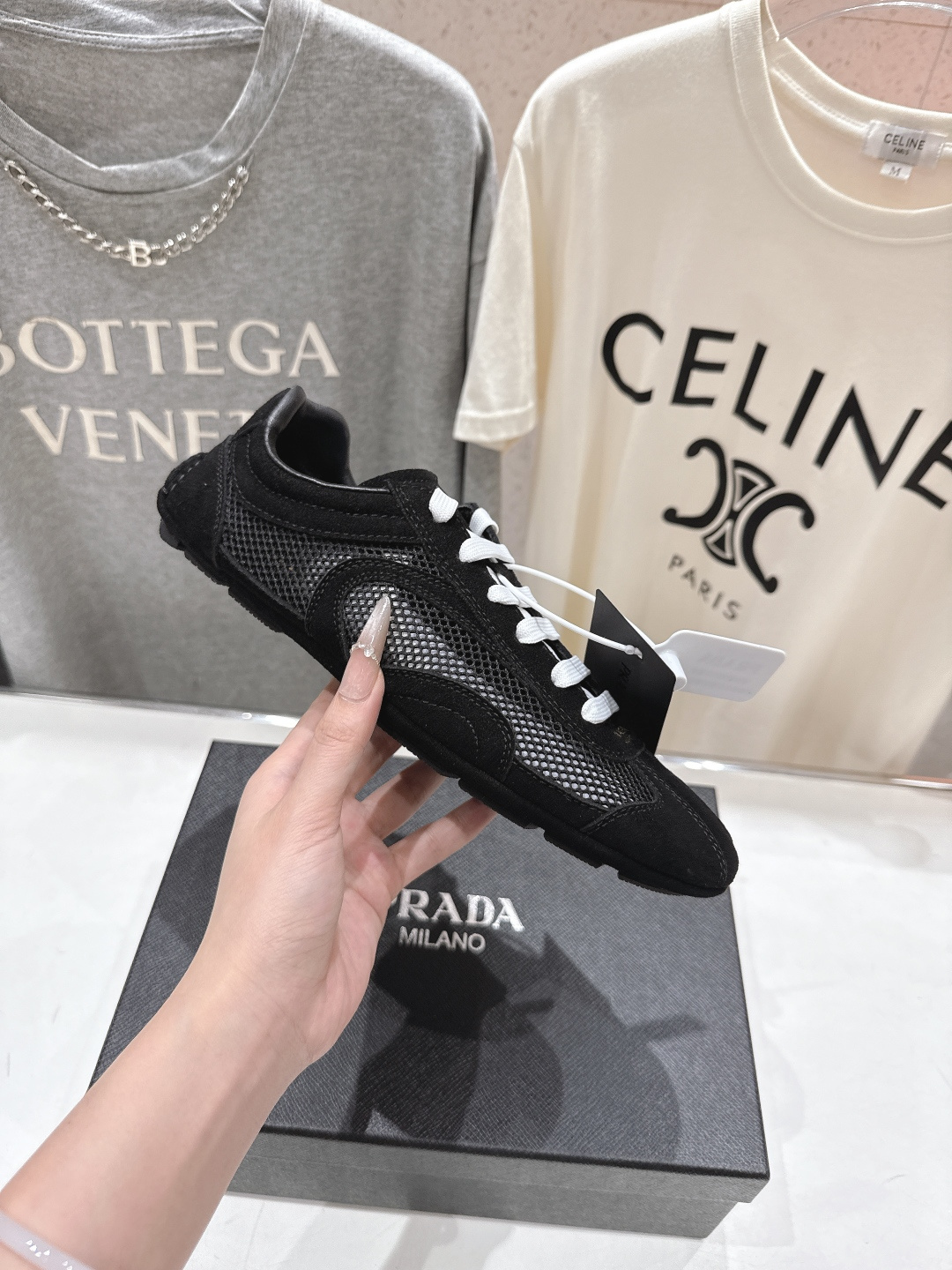 高版本出厂 Prada/普拉达P家26ssF029～new新款系带休闲运动鞋，上脚非常舒服软胶底素有踩云