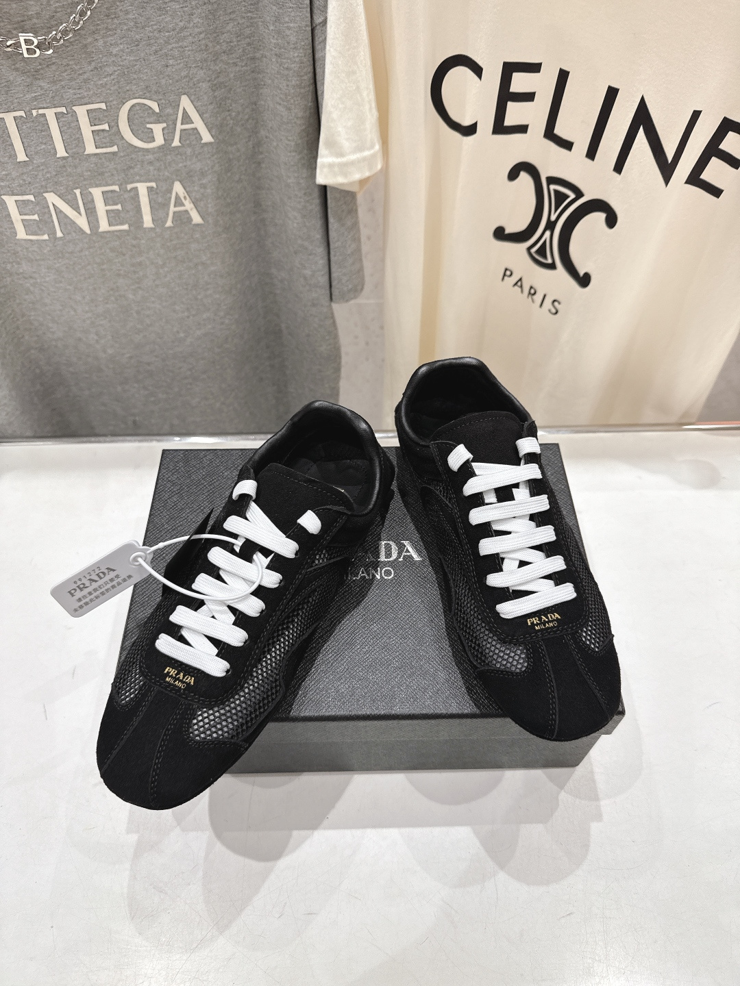 高版本出厂 Prada/普拉达P家26ssF029～new新款系带休闲运动鞋，上脚非常舒服软胶底素有踩云